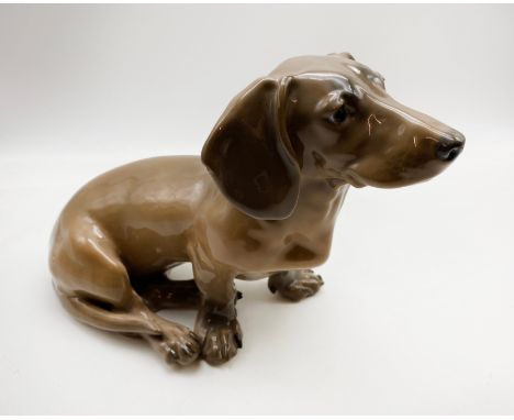 ROYAL COPENHAGEN DASCHUND, MODEL 850 DATE&nbsp;1923-28
