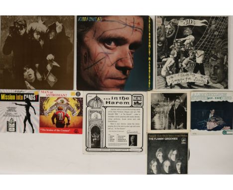 MODERN' PSYCH/GARAGE - LP/10"/7" COLLECTION. Excellent collection of 3 x LPs, 5 x 7" with 1 x 10". Artists/titles are 3Ds - S