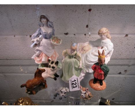 8 china figures & animals to include Royal Worcester, Royal Doulton & Bunnykins