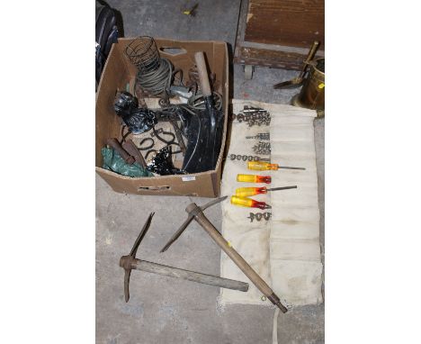 A SELECTION OF METALWARE, TOOLS ETC TO INCLUDE MILITARY TROWELS, FLAT IRONS ETC