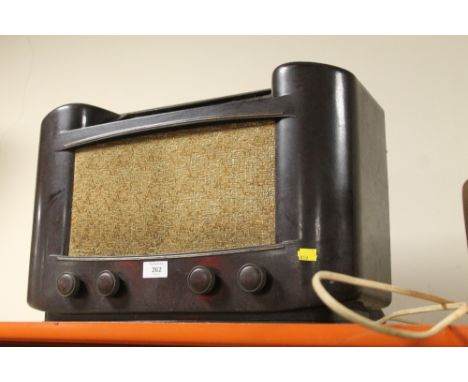 A VINTAGE BAKELITE PHILLIPS RADIO