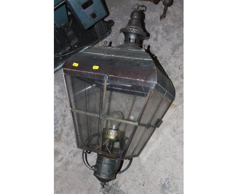 A VINTAGE OUTDOOR STREET LANTERN TOPPER