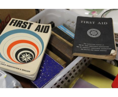 A BOX OF VINTAGE FIRST AID RELATED BOOKS TOGETHER WITH A BAG OF BIRD RELATED MAGAZINES