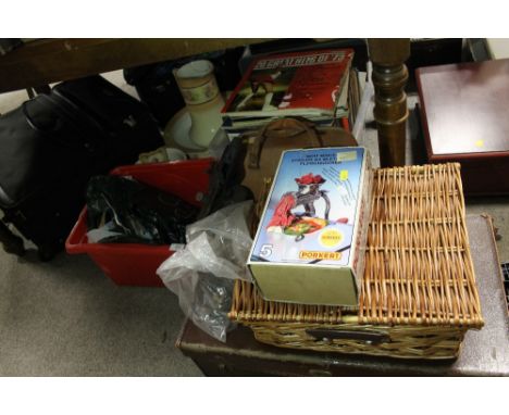 A LARGE QUANTITY OF ASSORTED HOUSEHOLD SUNDRIES TO INCLUDE A CASED TYPE WRITER, BLOW LAMP. JUG AND BOWL SET, VINTAGE FURS, RE