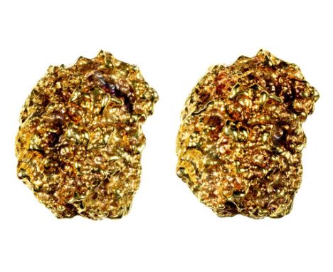 A PAIR OF GOLD 'NUGGET' CUFFLINKS 1.7cm, marked 9ct, 11.4g ++As new