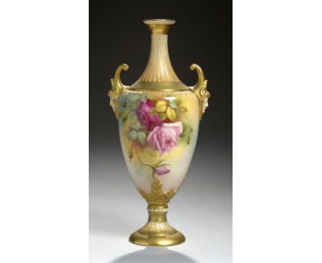 A ROYAL WORCESTER VASE, 1919  painted by F Harper, signed, with Hadley roses, 26cm h, printed mark ++Undamaged, no restoratio