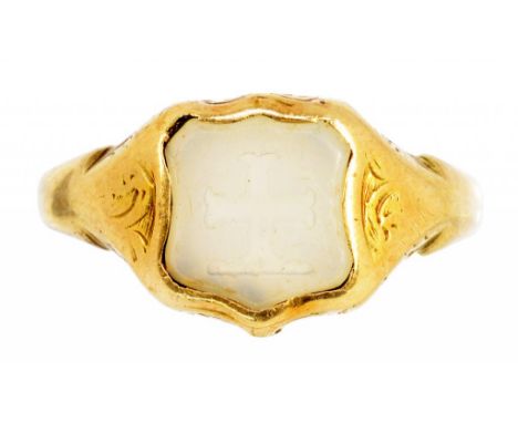 A GOLD SIGNET RING  with agate shield intaglio, unmarked, 2.9g, size L ++Considerable wear, intaglio slightly loose