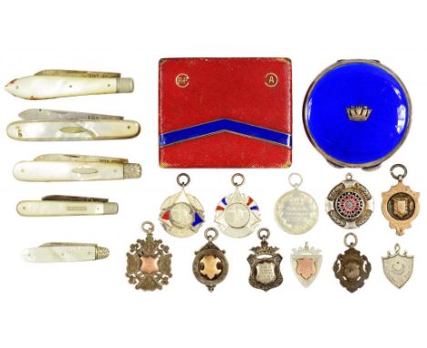 AN AUSTRIAN SILVER GILT AND BLUE ENAMEL AND SCARLET MOROCCO COVERED TWO PIECE LADY'S CIGARETTE CASE, C1930 8.5cm diam, maker'