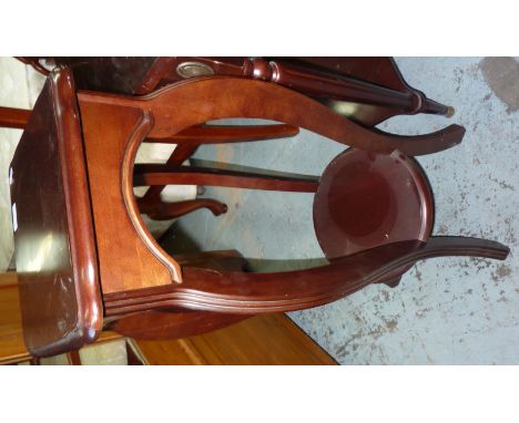 Mahogany 2 tier jardiniere and a D shaped side table