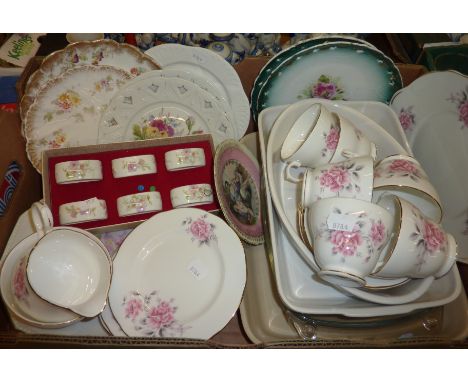 Dutchess china tea set, ceramic napkin rings etc