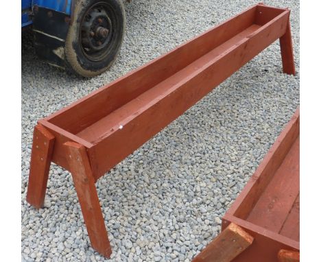 Raised planter