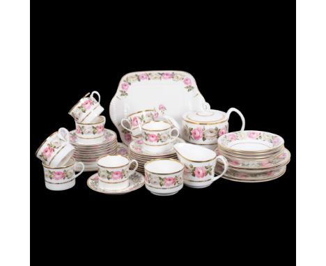 Royal Worcester tea service in Royal Garden pattern, including teapot and cake plate 