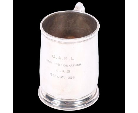 GOLDSMITHS & SILVERSMITHS COMPANY - a George V silver tankard of plain form, inscribed G.A.M.L. from his Godfather J.A.B Sept