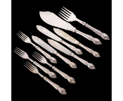 A set of 4 silver-handled fish knives and forks, and matching silver-handled fish servers, hallmarks for Sheffield 1930, make