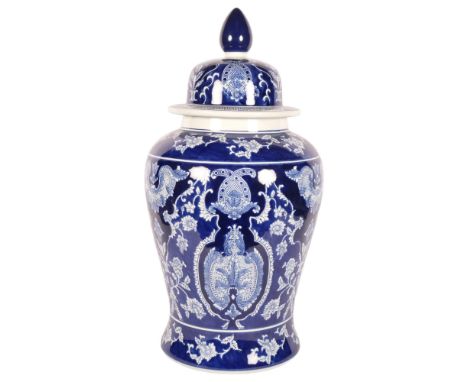 Nordic Style London blue and white Oriental ceramic large jar and cover, 61cm 