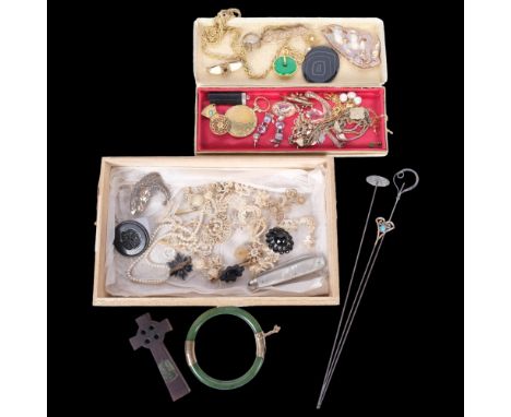 3 Art Nouveau hatpins, various pearl set jewellery, etc 