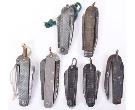 Military Jack Knives; Army and Royal Navy ,mixed ages and condition. 7 items 