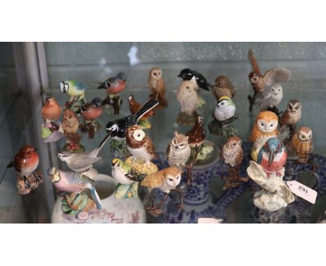 Collection of bird ornaments to include Beswick, Royal Worcester etc