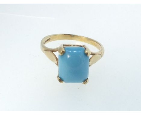 An antique 9ct gold ring set turquoise stone, size N, 2.7g 