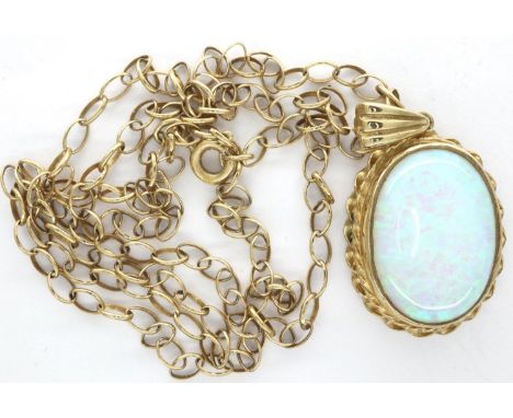 9ct gold opal set pendant necklace, chain L: 50 cm, 6.3g. P&amp;P Group 1 (£14+VAT for the first lot and £1+VAT for subsequen