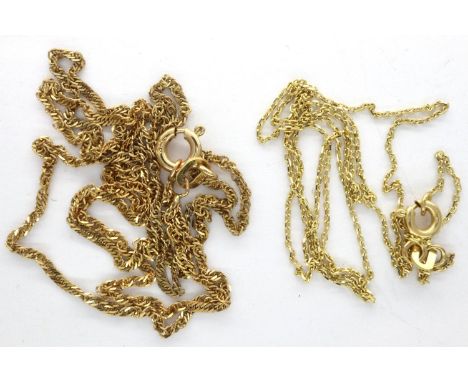 Two 9ct gold fine chains, 2.6g. P&amp;P Group 1 (£14+VAT for the first lot and £1+VAT for subsequent lots) 
