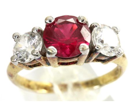 14ct gold trilogy ring set with a single ruby flanked by two white topaz stones, size U, 3.4g. Very good order, no visible da