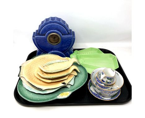 A tray of ceramic to include Art Deco mantel clock, Carlton Ware Art Deco dish, Shorter &amp; Sons fish dishes etc