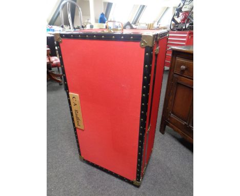 A retro style shipping trunk 