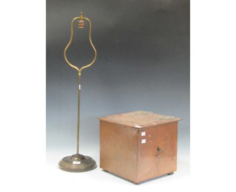 An Arts &amp; Crafts copper coal purdonium and an early 20th century brass table lamp