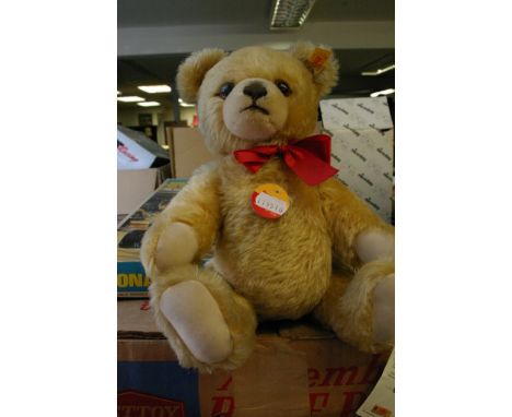 An original Steiff bear with tags