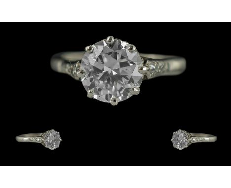 Ladies Excellent 18ct White Gold &amp; Platinum Single Stone Diamond Set Ring, with diamond set shoulders, marked 18ct and Pl