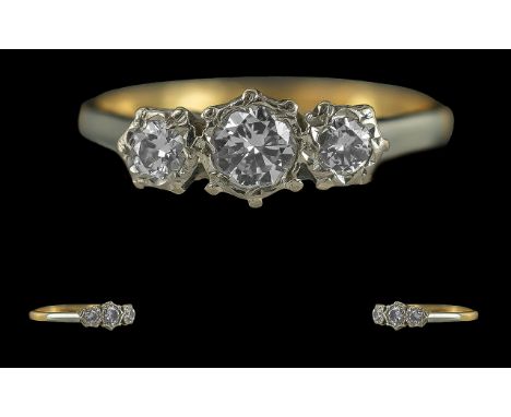 Ladies Pleasing 18ct Gold 3 Stone Diamond Set Ring - Marked 18ct To Interior Of shank. The 3 Faceted Round Diamonds Of Good C