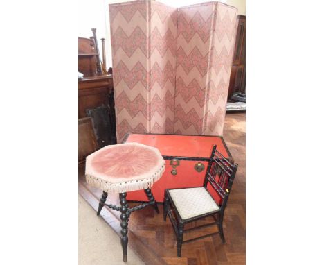 Four division screen, travelling trunk, Gypsies table and ebonised bedroom chair. Condition report: see terms and conditions