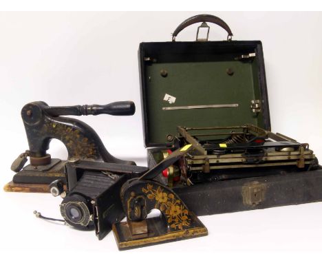 Kodak camera, Corona typwriter and two company seals. Condition report: see terms and conditions
