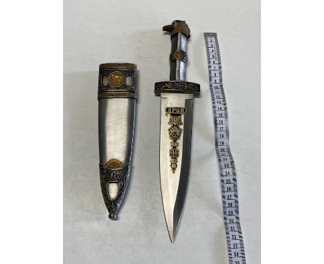 A reproduction Roman style short sword and scabbard,  over 18's only, UK post only 