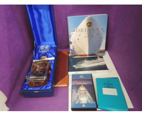 A glass decanter of P&amp;O Oriana maiden season 1995, 12year old single malt scotch whiskym 70cc 43%, in presentation box an