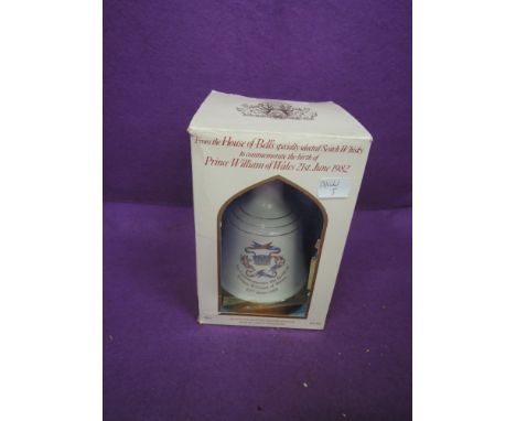 A Bells Scotch whisky, ceramic bell, Birth of Prince William of Wales 21st June 1982, in presentation box