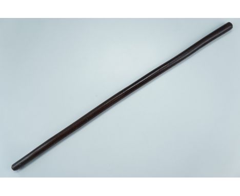 A British army officer's leather covered swagger stick, 61 cm