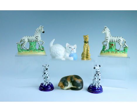 An Aynsley kitten, a Moorside Design (Wensleydale) sleeping cat, a pair of reproduction 18th Century Chelsea porcelain Dalmat
