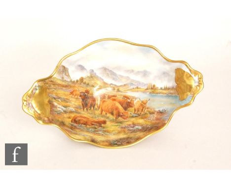 A later 20th Century hand painted pedestal bowl hand painted by former Royal Worcester artist David Fuller, the interior and 