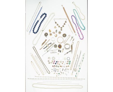 A collection of jewelleryto include a 9ct gold bangle, a 9ct gate-link bracelet, a 9ct baby bracelet and three wristwatches; 