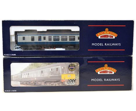 Bachmann 2-car DMU, OO gauge, 1:76/00 scale, 32-902A, British Rail Class 108 '51939' &amp; '52063' (Exeter/Paignton)