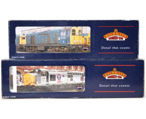 Bachmann Branch Line OO gauge, 1:76/00 scale, 32-380 British Rail Class 37/5 '37671' Tre Pol and Pen in British Rail Railfrei