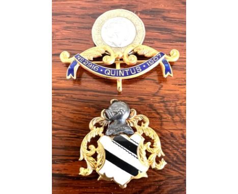 GOLD ENAMEL QUINTUS LODGE BAR JEWEL AND UNHALLMARKED GOLD COLOURED ATTACHMENT, ONE STAMPED, UPPER 18ct AND TOTAL WEIGHT APPRO
