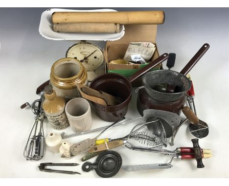 Items of vintage kitchenalia, including a set of counter-top scales, a Judge Ware enamelled bain marie pan, a Spong mincer in