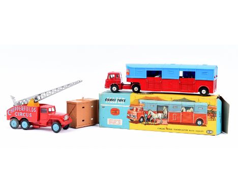 Corgi Toys - Circus Horse Transporter with Horses 1130 Die-Cast scale model, boxed and an unboxed Chipperfields Circus (2). C