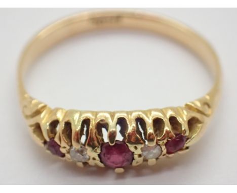 18ct gold ruby and diamond ring size K 2.1g 