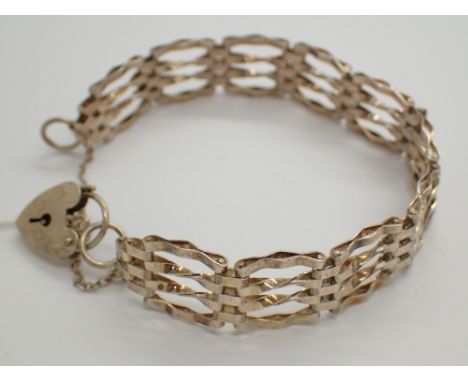 Hallmarked silver gate bracelet with safety chain L: 22 cm 16g 