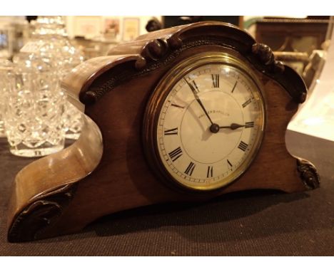 Walker and Hall mahogany mechanical mantel clock L: 24 cm 