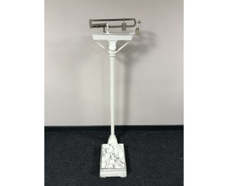 Set of 20th century Doctor's weighing scales 